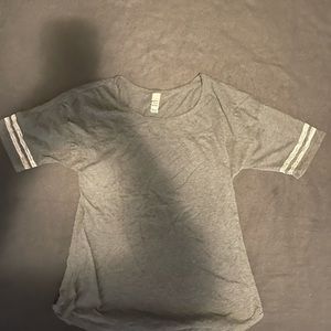 Women’s tee